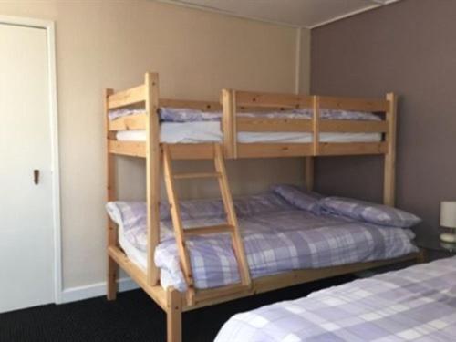 Waves Bed & Breakfast - Blackpool — Photos 3
